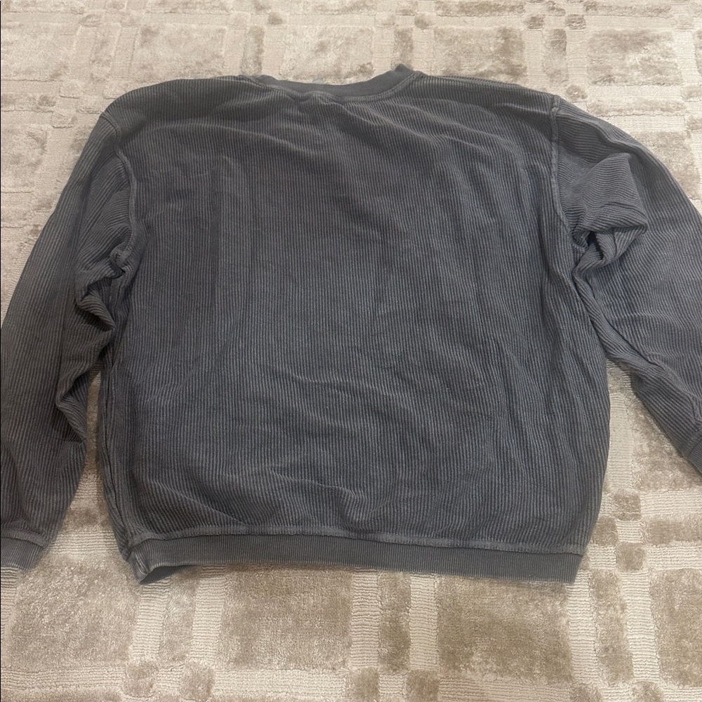Loyola University Maryland Gray Sweater - Picture 3 of 3